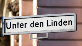 Stadtrundgang Unter den Linden – Treffpunkt Weltzeituhr am Alexanderplatz Berlin
